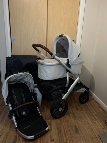 Uppababy vista pushchair 2 - vista,