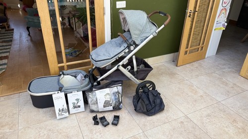Uppababy vista pushchair - uppababy, with